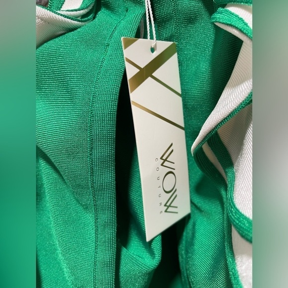 WOW Couture Ruffle Crop Top - Picture 3 of 6